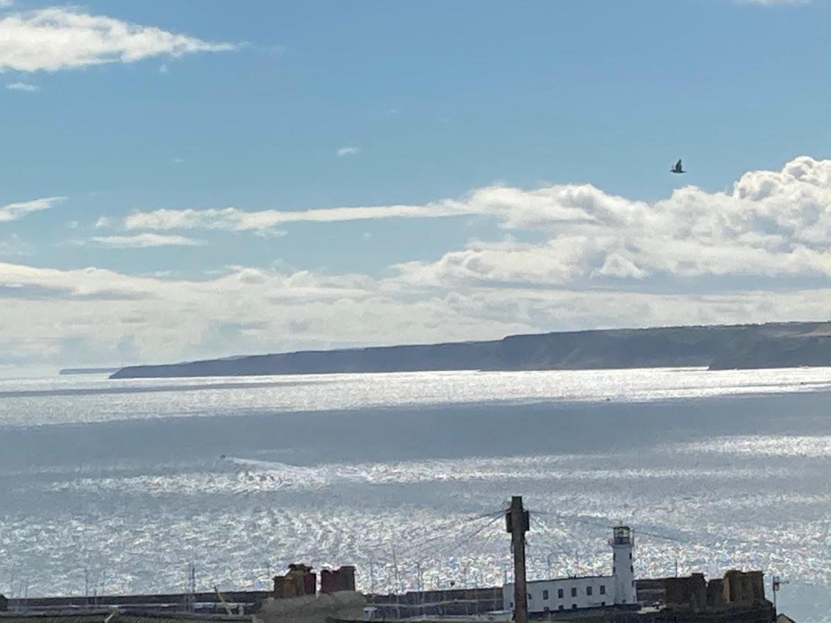 Seascape Scarborough Stunning Seaview Holiday Home Apartment المظهر الخارجي الصورة
